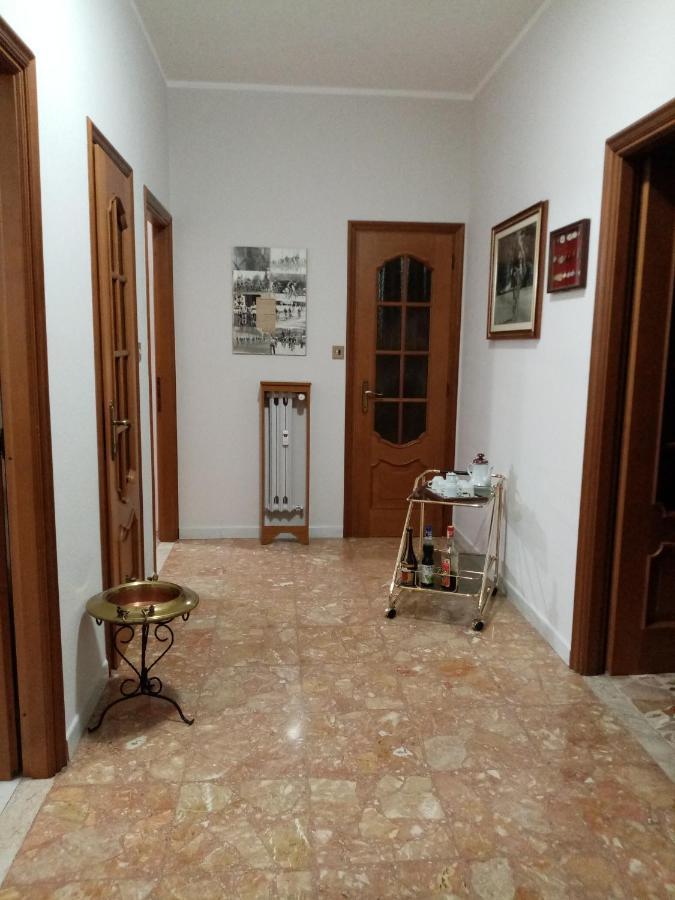 Bruno Turin Apartment Near The Metro 콜레뇨 외부 사진
