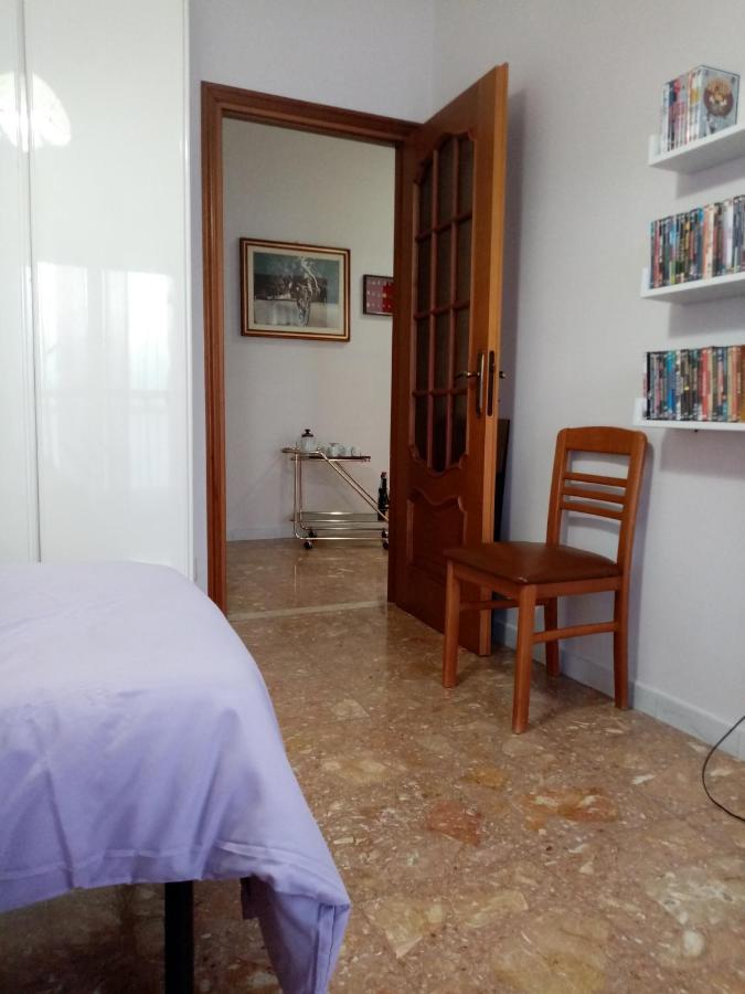 Bruno Turin Apartment Near The Metro 콜레뇨 외부 사진