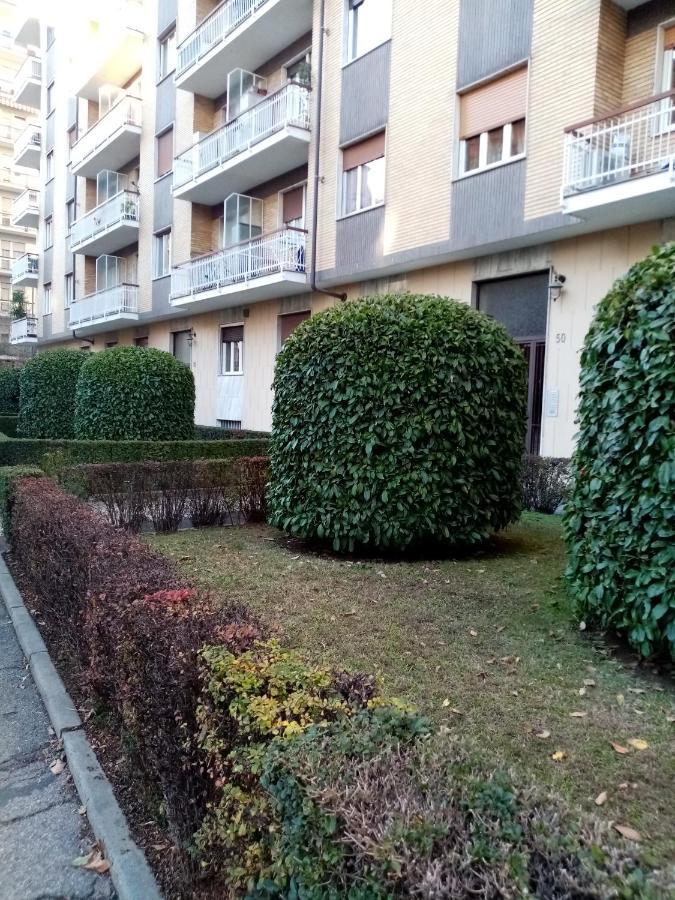Bruno Turin Apartment Near The Metro 콜레뇨 외부 사진