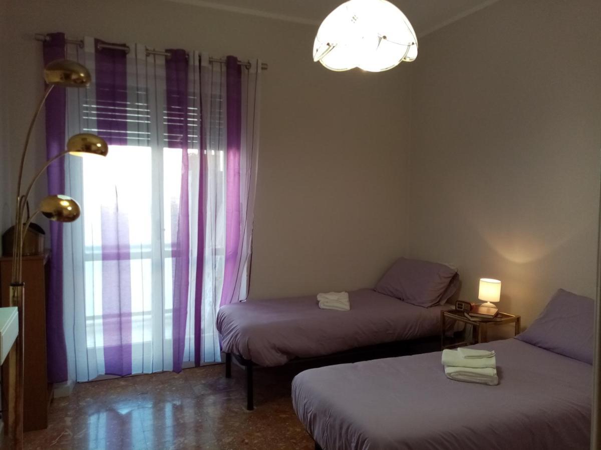 Bruno Turin Apartment Near The Metro 콜레뇨 외부 사진