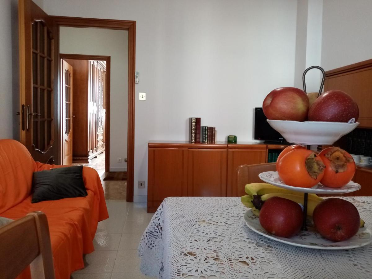 Bruno Turin Apartment Near The Metro 콜레뇨 외부 사진